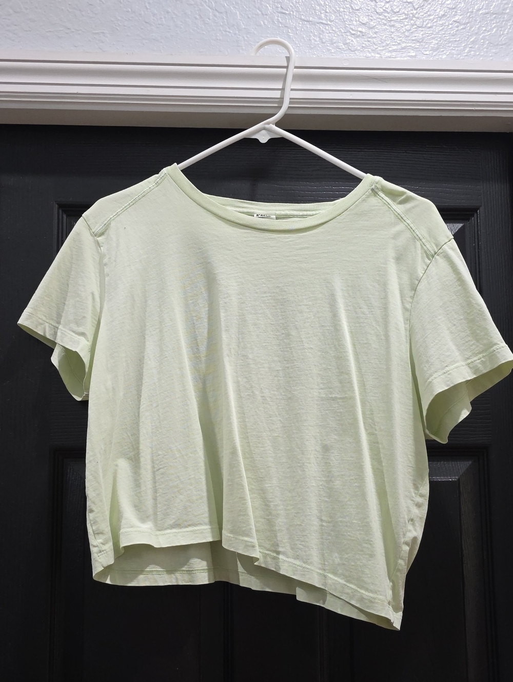 PINK Victoria's Secret Light Green Cropped Tee